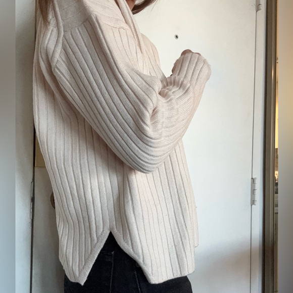 Wilfred Free 100% Merino Wool Sweater - Picture 7 of 8